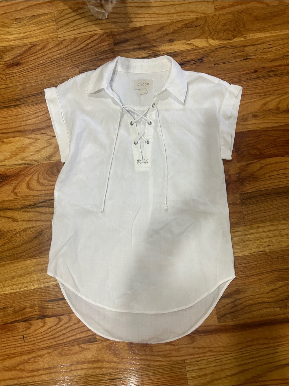 Chico's White Lace-Up Collar Short Sleeve Blouse